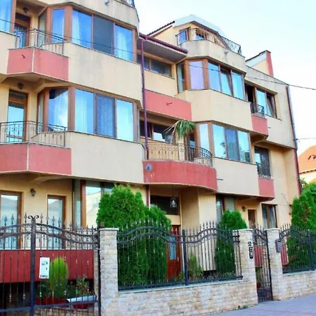 Apartament City Central Apartamento Constança